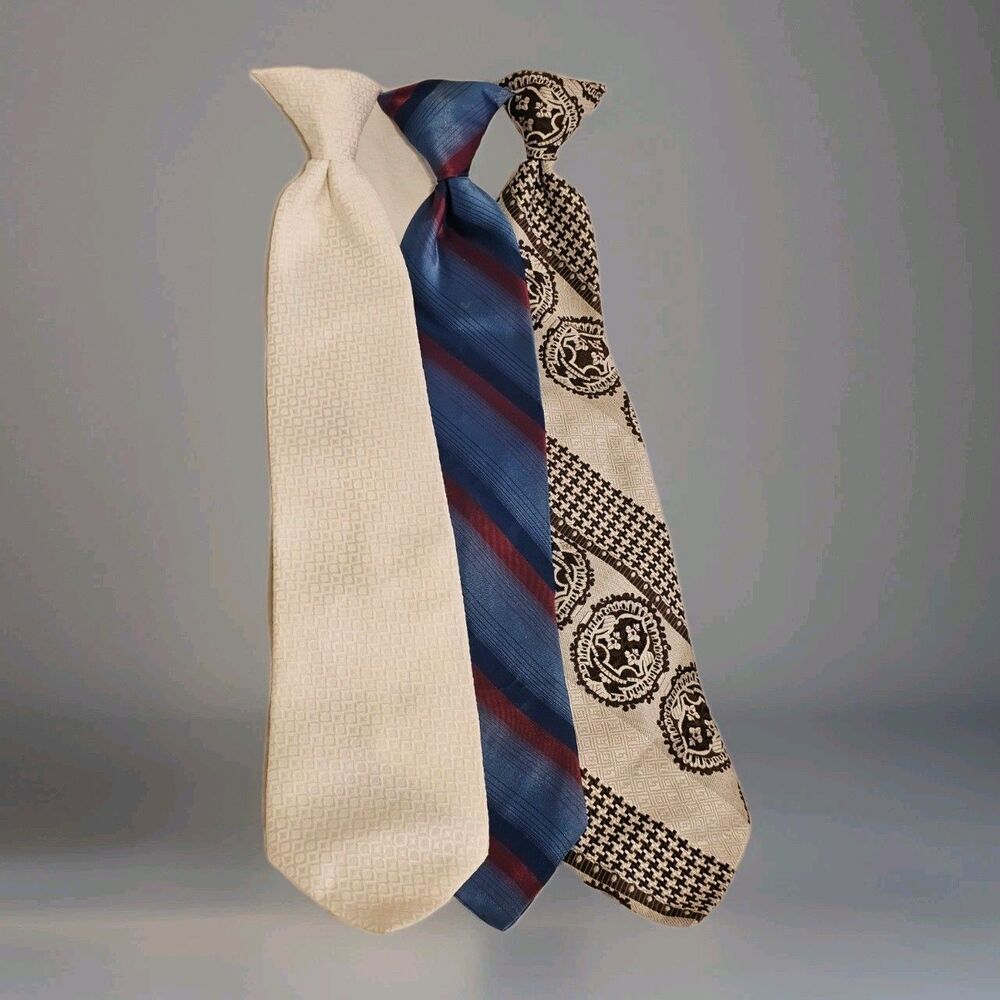3 Vintage Clip On Ties- Blue, White Wembley, Houndstooth Distinctive Creations